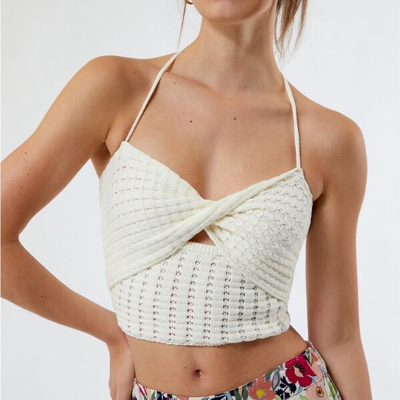 Roxy Tops - NWOT ROXY Off White Venice Knit Halter Crop Top